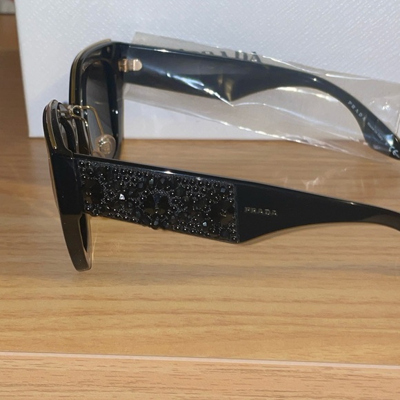 NEW Authentic PRADA Ornate Beaded Irregular Sunglasses in Black SPR 10T - Picture 6 of 10